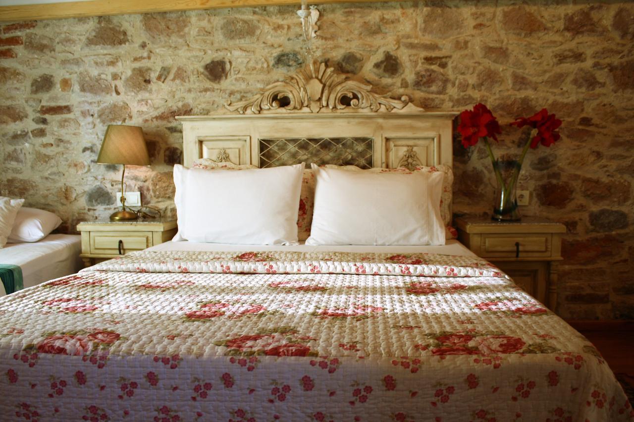 Dalyan Butik Otel Hayat Bahcesi Ayvalik Exterior photo