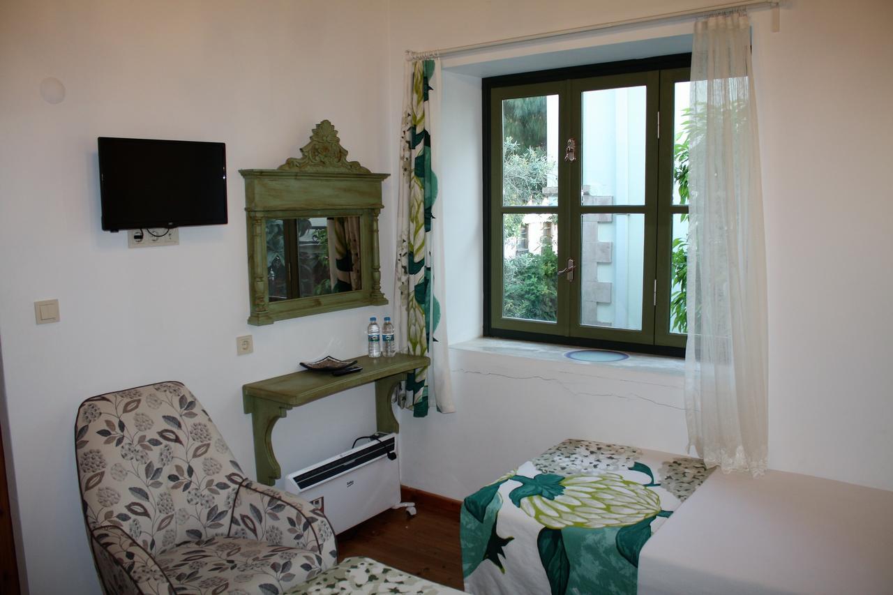Dalyan Butik Otel Hayat Bahcesi Ayvalik Exterior photo