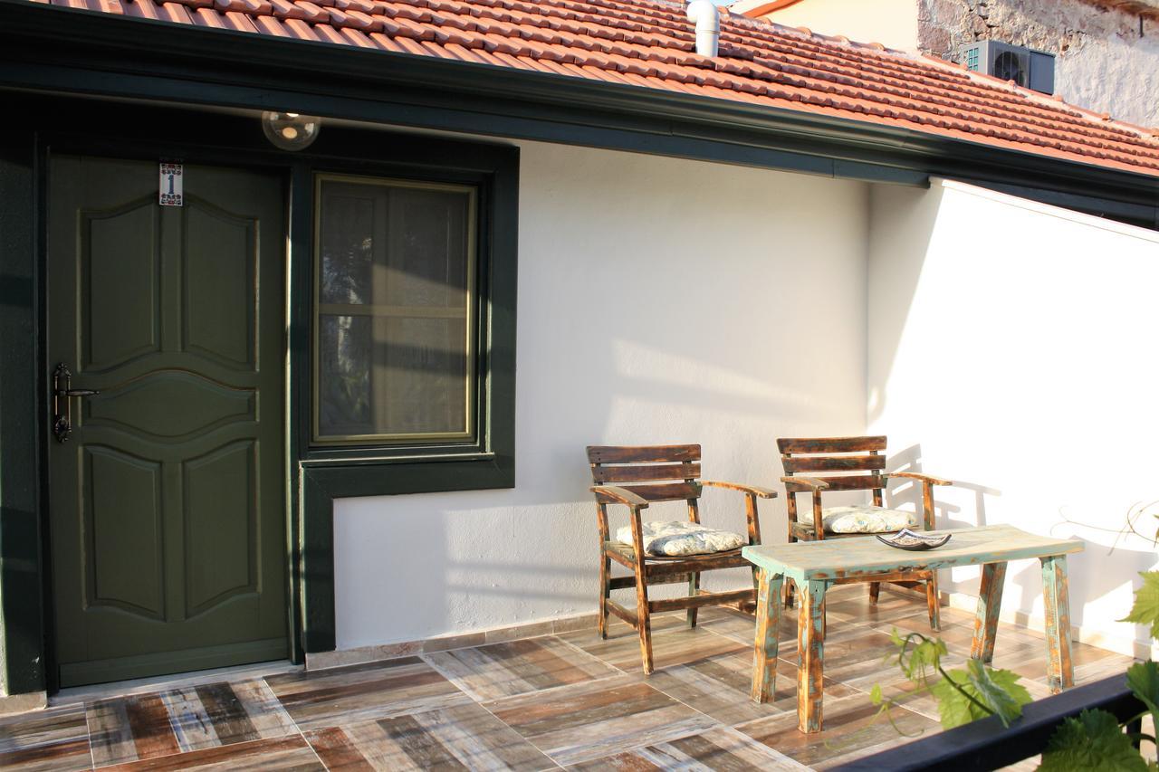 Dalyan Butik Otel Hayat Bahcesi Ayvalik Exterior photo